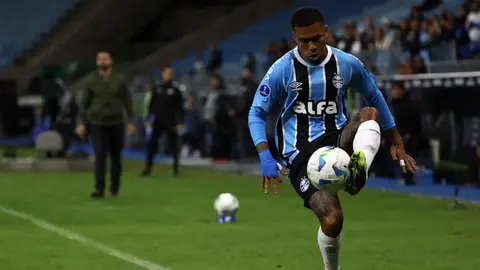 Atlético San Luis se refuerza con brasileño procedente de Gremio, según reportes