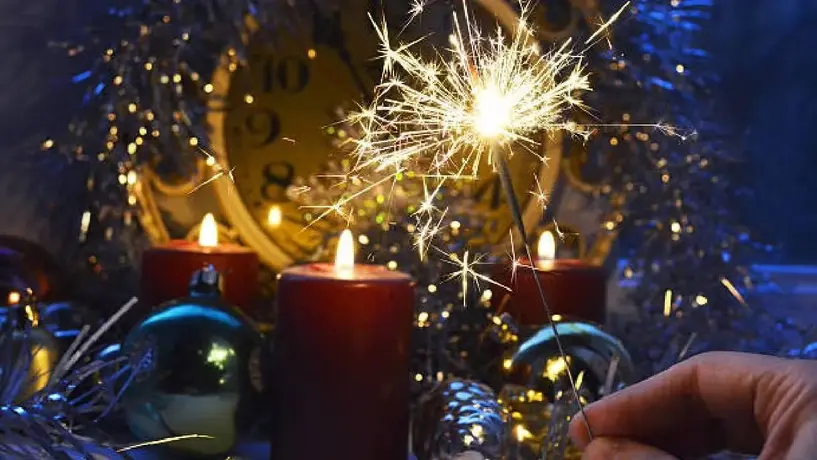 Antirituales de inicio de AÑO, (o cómo sobrevivir al calendario sin incienso ni culpa”)