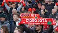 Anfield rinde un emotivo tributo a Diogo Jota con la presencia de sus hijos