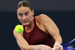 Kostyuk evita saludar a Sabalenka por cuestiones políticas