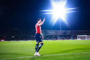 ¡BOMBAZO! Alan Mozo se va de Chivas con rumbo a histórico de la Liga MX