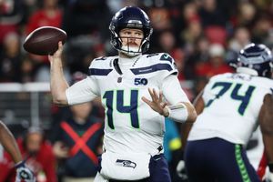 Seattle Seahawks domina a San Francisco 49ers: vence en la Bahía, gana la división y manda en la NFC