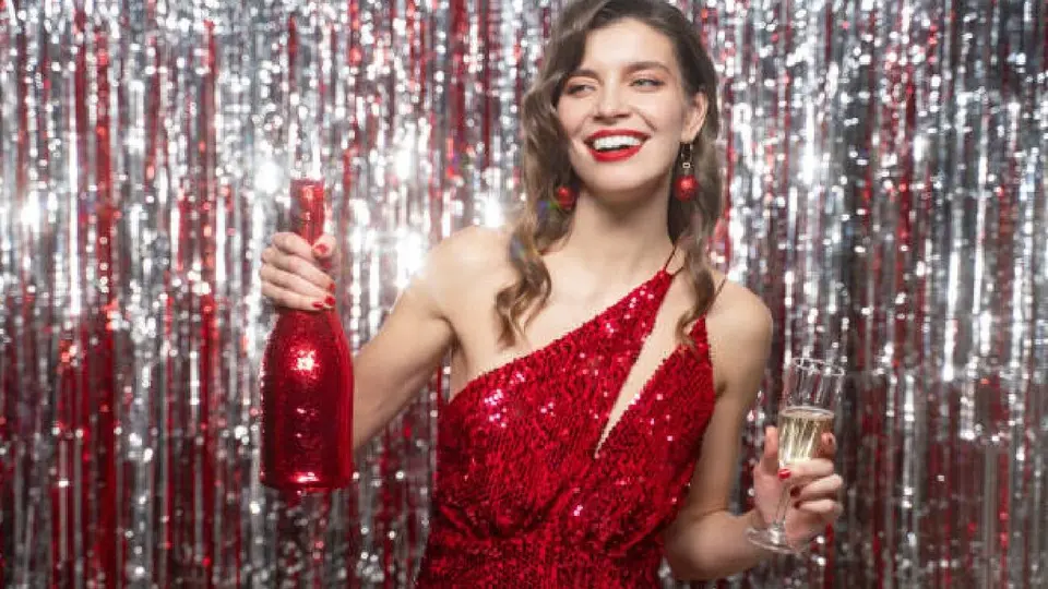 Qué significa vestirse de rojo, verde o dorado en Navidad, según la psicología