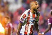 ¿Quién es Joao Pedro, el brasileño del Atlético de San Luis que rechazó al Pisa de Italia?