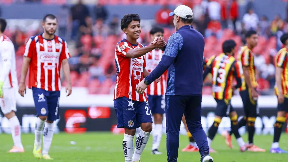 Chivas cierra la pretemporada con triunfo ante Leones Negros