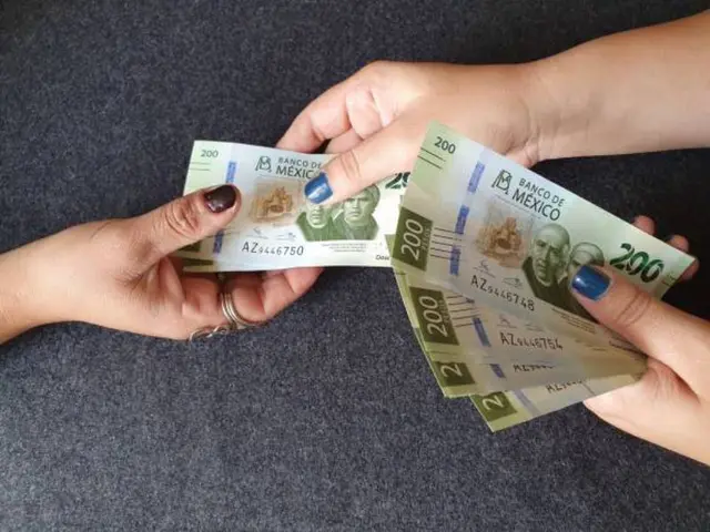 Tener tus datos fiscales correctos es clave para recibir tu devolución sin retrasos. / iStock
