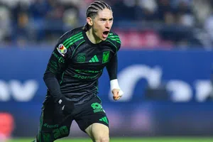 ¡Lo que se pierde el Tri! Marcelo Flores se luce con doblete ante Atlético de San Luis