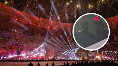 ¿Vuelve al Madrid? Benzema captado en el palco con Florentino Pérez en la Final de la Supercopa