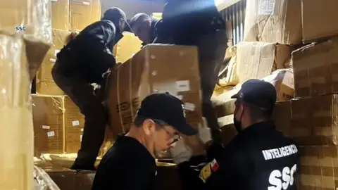 Megadecomiso en CDMX: hallan más de 200 bicis eléctricas y miles de electrónicos robados en bodega de Miguel Hidalgo