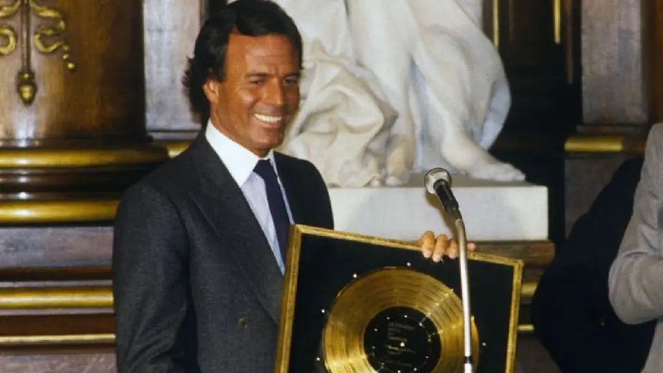 ¿Julio Iglesias culpable? El cantante rompe el silencio ante denuncias por abuso sexual