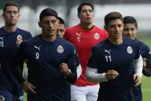 Alan Pulido e Isaac Brizuela, los últimos vestigios de la era Matías Almeyda, se fueron de Chivas
