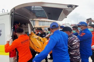 Tras hallazgo de sus restos, confirman fallecimiento de exfutbolista español por naufragio en Indonesia