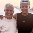¡Junto a la playa! Tuca Ferretti protagoniza encuentro con Jorge Campos y su hijo en Acapulco