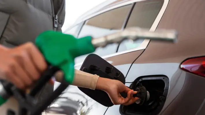 ¿Sube la gasolina el 1 de enero de 2026? Hacienda ya respondió y esto es lo que debes saber