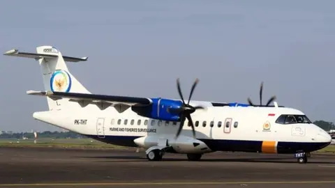 VIDEO / Desaparece avión con 11 personas abordo; el radar dejó de captarlo