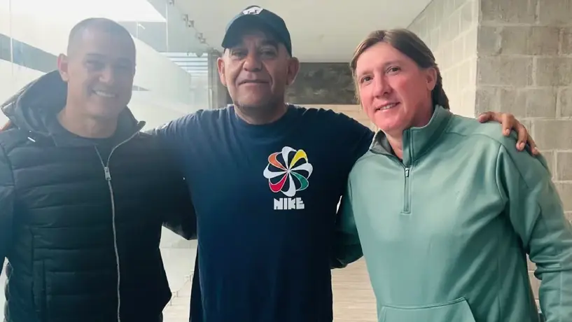 ¡Leyendas en casa! Pumas recibe a Darío Verón y Leandro Augusto en Cantera