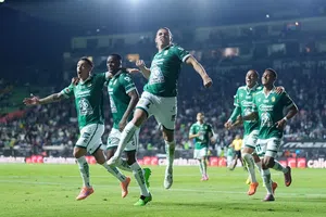 León rompe mala racha ante Cruz Azul en el arranque del Clausura 2026