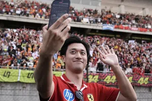 Cadillac contrata a Zhou Guanyu como piloto reserva para su debut en la temporada de F1