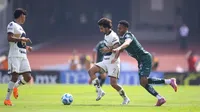 Juninho rescata el empate para Pumas ante León