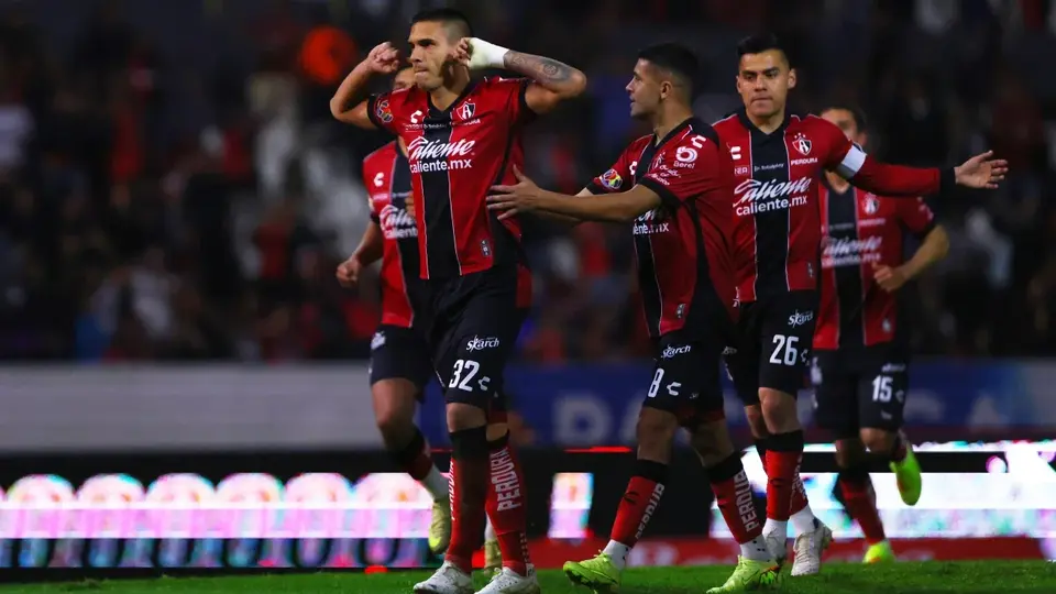 ¡A lo Atlas! Los Zorros debutan con victoria en casa ante Puebla