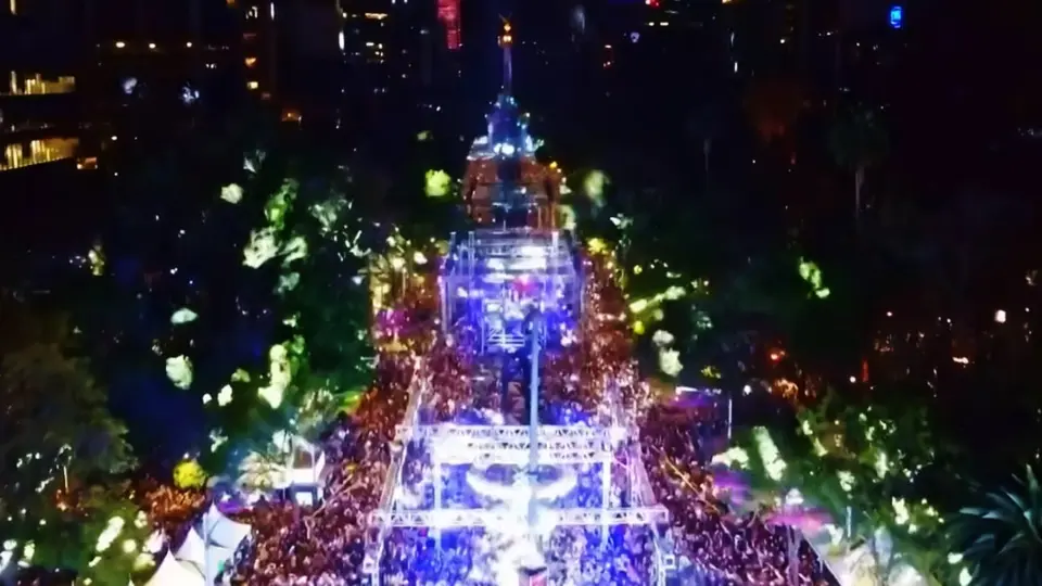 Fiesta de Año Nuevo en CDMX: sin puestos, sin chelas y con más de 200 mil personas