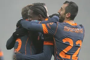 Inter asegura el liderato de la Serie A tras derrotar a Parma