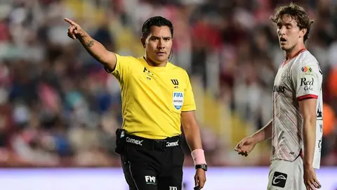 Mikel Arriola tras la implementación del fuera de lugar semiautomático: "Mejoramos la forma de vivir el futbol"