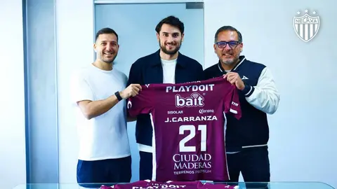 ¡Delantero desde Europa! Necaxa hace oficial la llegada de Julián Carranza