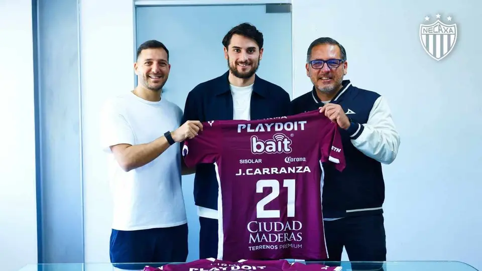 ¡Delantero desde Europa! Necaxa hace oficial la llegada de Julián Carranza
