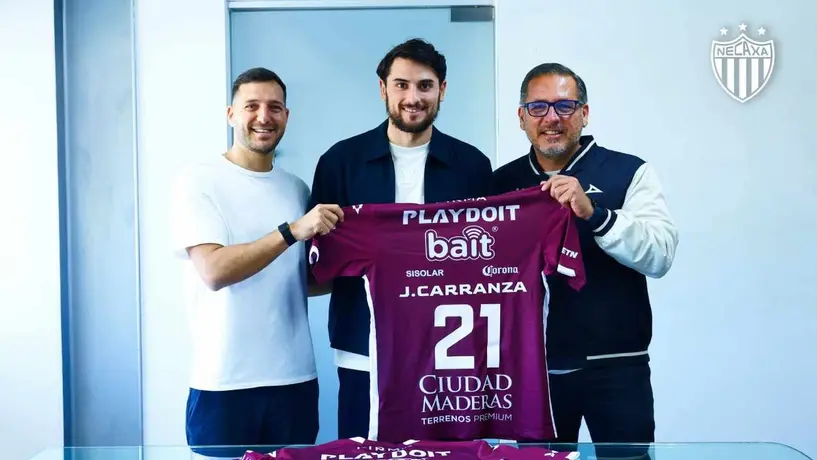 ¡Delantero desde Europa! Necaxa hace oficial la llegada de Julián Carranza