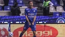 Cruz Azul vence al Puebla con gol de Paradela