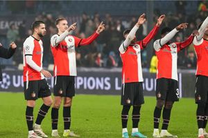 Necaxa busca reforzar su delantera con jugador del Feyenoord