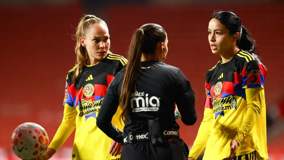 ¿Y las ayudas? Scarlett Camberos 'arremete' contra el arbitraje luego de empate entre América y Tijuana