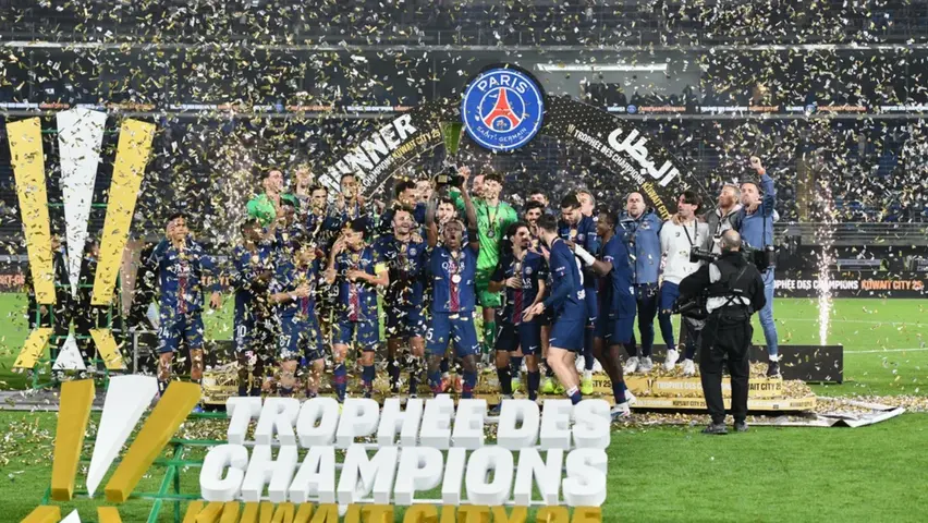 Gonçalo Ramos logró el empate en el tiempo añadido antes de que el Paris Saint-Germain derrotara al Marsella en una tanda de penaltis para ganar el Trofeo de Campeones | AP
