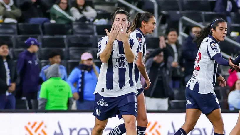 Lucía García conduce goleada de Rayadas sobre Necaxa