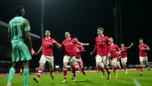 Wrexham, equipo de Ryan Reynolds, hace historia al vencer a Nottingham Forest en FA Cup