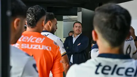 ¡No se irá! Directiva de Pumas respalda con firmeza a Efraín Juárez