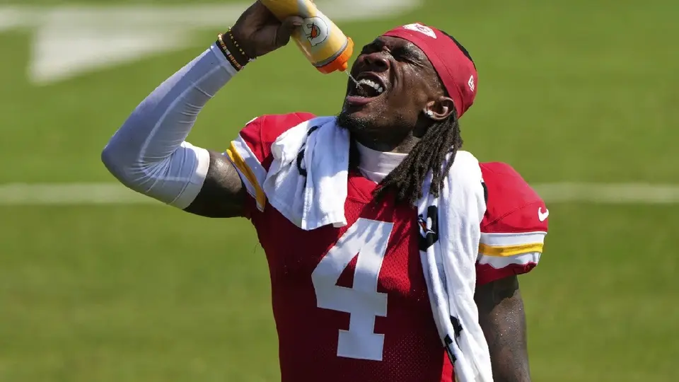 Rashee Rice, receptor de los Chiefs, es acusado por su exnovia de violencia doméstica