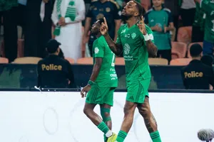Al-Ahli vence a Al-Nassr en un partidazo para abrir el año en la Liga de Arabia Saudita