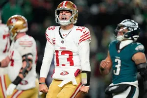 ¡Se fue el campeón! 49ers despacha a Eagles en la Ronda de Comodines