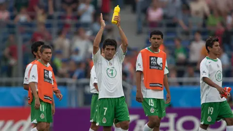 Ramón Morales y Sinha con la Selección Mexicana en la Copa Confederaciones 2005 | MEXSPORT