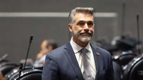 El actor y diputado enfrentó un momento sensible dentro de La Casa de los Famosos al recordar a su familia. / RS