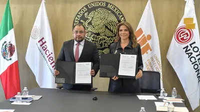 Lotería Nacional y SHCP firman convenio con la UIF para reforzar prevención de lavado de dinero