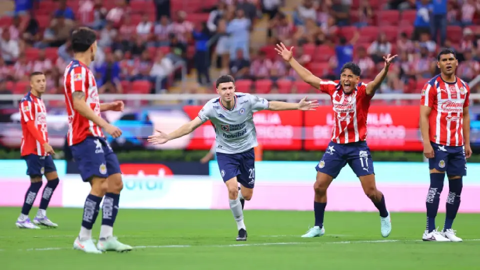 El último Cruz Azul vs Chivas, en el Apertura 2025 | IMAGO7