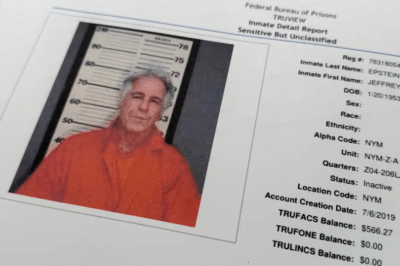 Salieron pruebas del expríncipe Andrés y la relación que mantenía con Jeffrey Epstein / AP