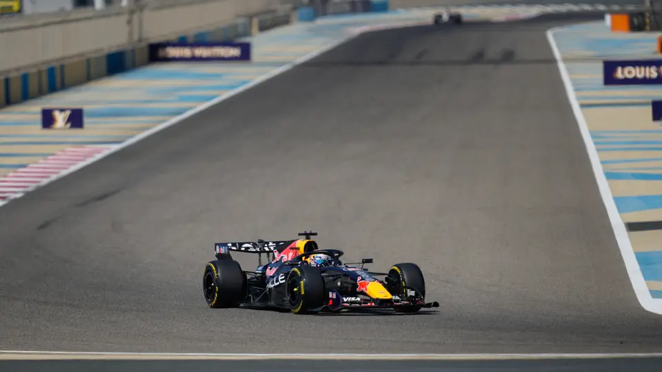 Max Verstappen, en la prácticas de Bahrein | AP