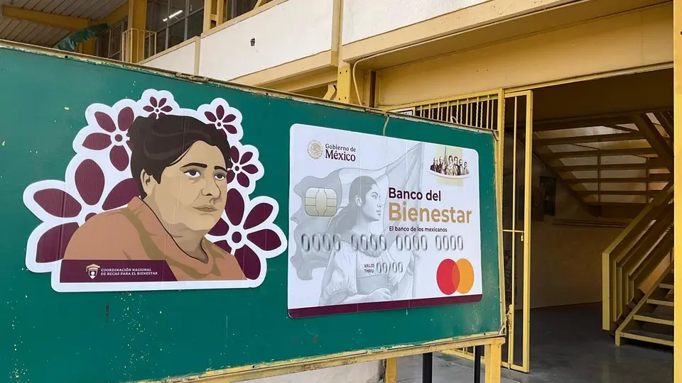 Los alumnos cuyo primer apellido inicia con la letra “G” cobran hoy / Redes Sociales