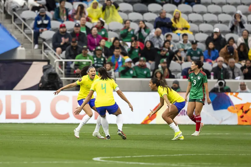 Jugadoras de Brasil celebran ante México en la Copa Oro Femenina 2024 | IMAGO 7