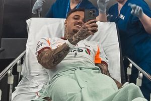 “Todo salió bien en la cirugía”: Noa Lang tranquiliza tras fuerte lesión sufrida en el juego de Champions League ante el Liverpool