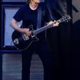 Hospitalizan a Stevie Young de AC/DC en Argentina: ¿está en riesgo su concierto en México?